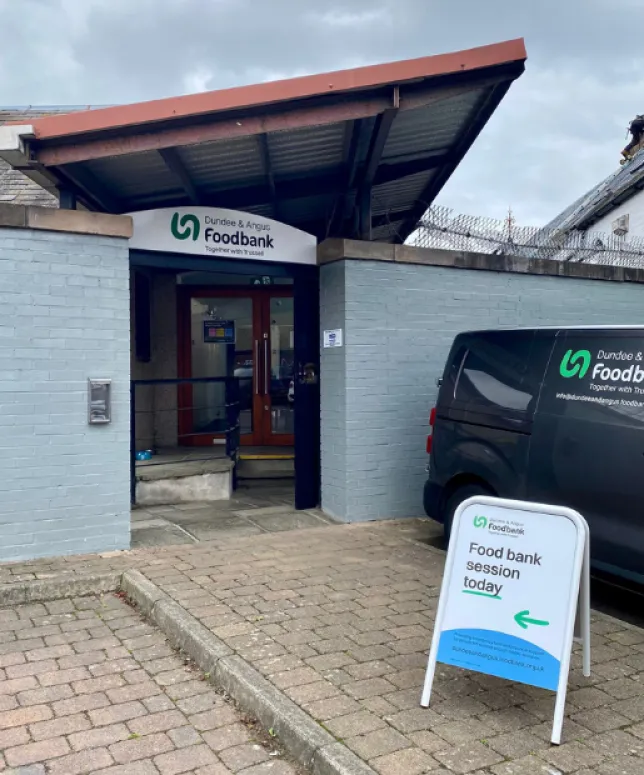 Foodbank sign saying Session today