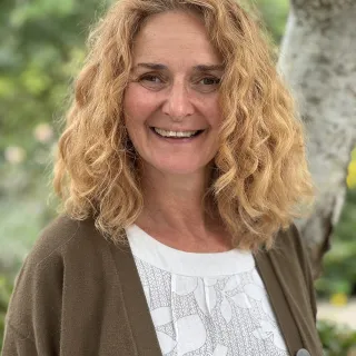 Photo of Lyn Gillam