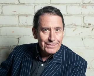 Headshot of Trussell Ambassador Jools Holland